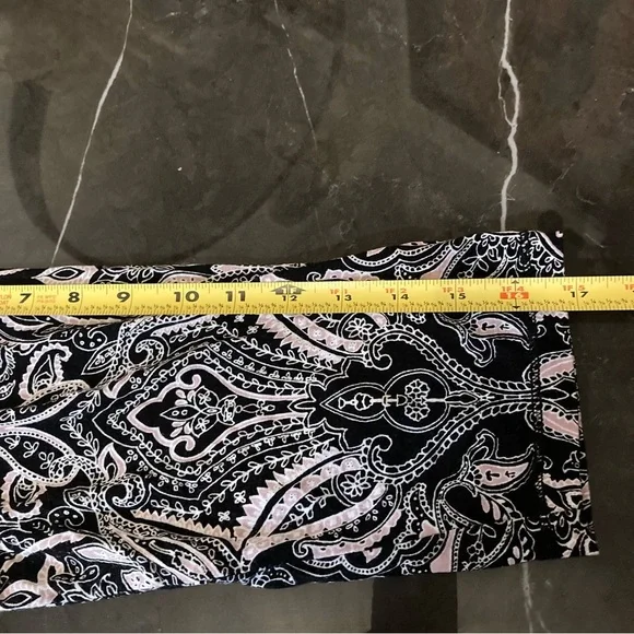 Jones New York Women’s Black and White,Pink Paisley Floral Blouse Size X1 boho - Picture 12 of 13